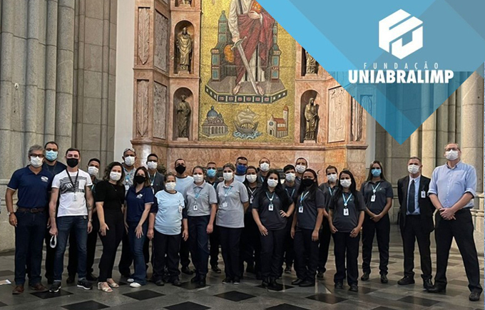 Ação Social da Fundação UNIABRALIMP na Catedral da Sé – Ajude nesta causa