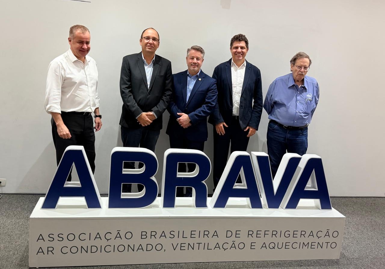 ABRAVA recebe visita do presidente da ASHRAE Society
